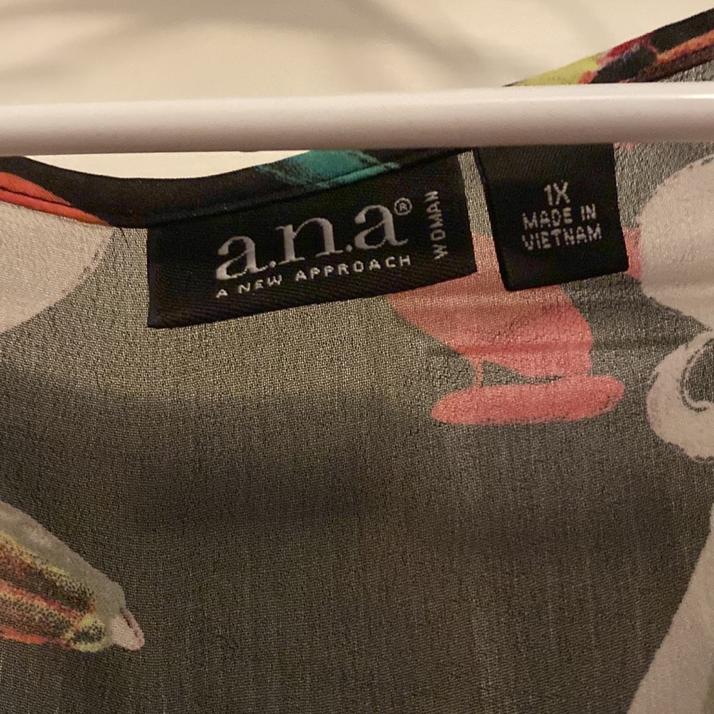 Ana blouse - Picture 3 of 3